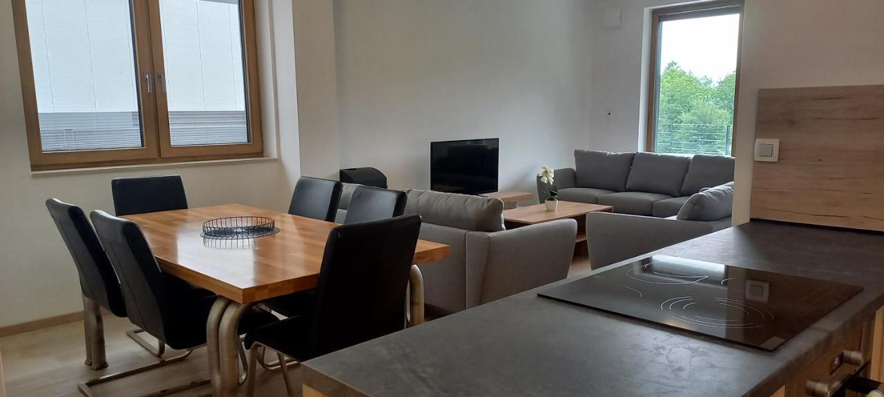 Apartment Duplex *