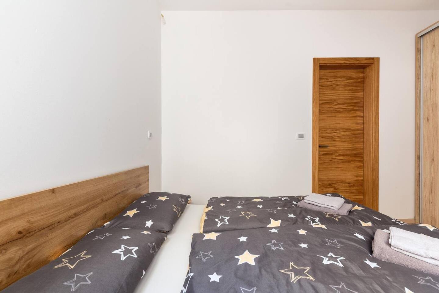 Duplex Apartment *